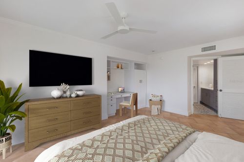 apt-302b-4835 Gulf Of Mexico Dr, LONGBOAT KEY, FL, 34228-2116 | Card Image