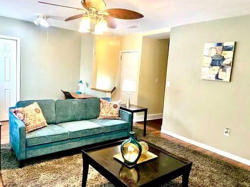 2-15 California Ave, Middletown, NY, 10940-6101 | Card Image