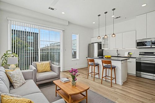 203-2217 N Fitzhugh Ave, Dallas, TX, 75204-4077 | Card Image
