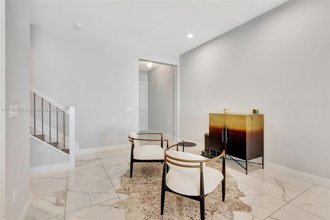 4921 Pointe Midtown Way, Townhouse with 3 bedrooms, 3 bathrooms and null parking in Palm Beach Gardens FL | Image 8