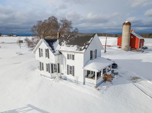 2526 Lake Ann Rd, Interlochen, MI, 49643-9651 | Card Image