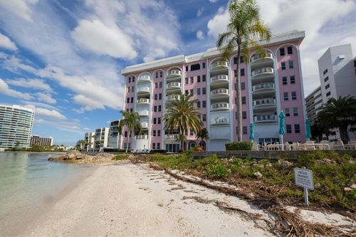 apt-41-37 Sunset Dr, SARASOTA, FL, 34236-5529 | Card Image
