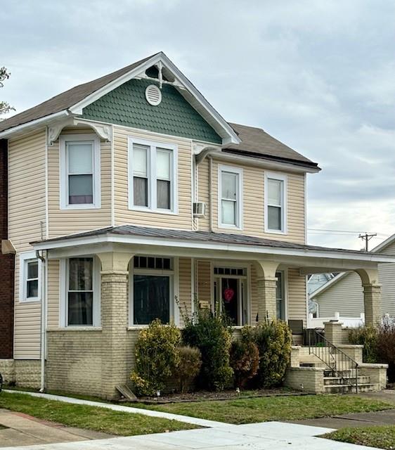 5th St, Ironton, OH 45638