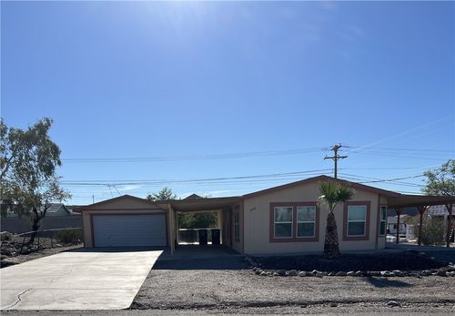 2700 Calle De Mercado, Bullhead City, AZ, 86442-7973 | Card Image