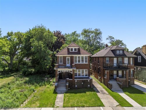 483 Philip St, Detroit, MI, 48215-3144 | Card Image