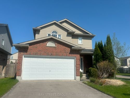 1064 Fogerty St, London, ON, N5X4M2 | Card Image