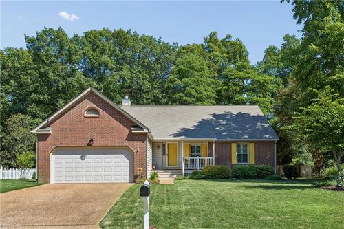 3005 Camrose Dr, Williamsburg, VA, 23185-8712 | Card Image