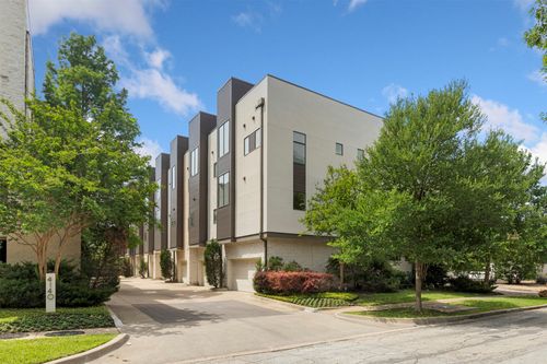 6-4140 Newton Ave, Dallas, TX, 75219-6813 | Card Image