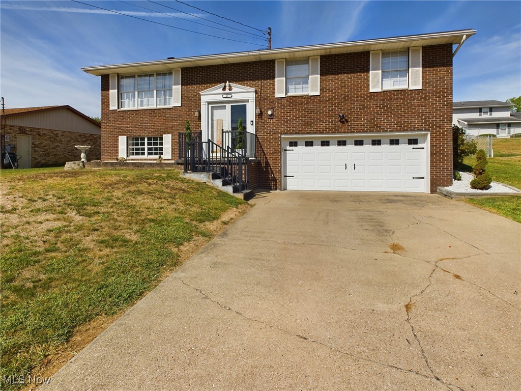Oak Cir, Parkersburg, WV 26101