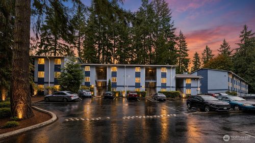 b3-14020 Juanita Dr Ne, Kirkland, WA, 98034-9744 | Card Image