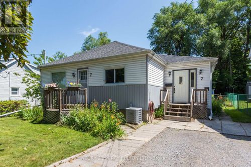 7 Valleyview Cres, Belleville, ON, K8P3E9 | Card Image