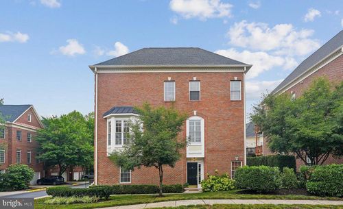 47761 Scotsborough Sq, Potomac Falls, VA, 20165-5171 | Card Image