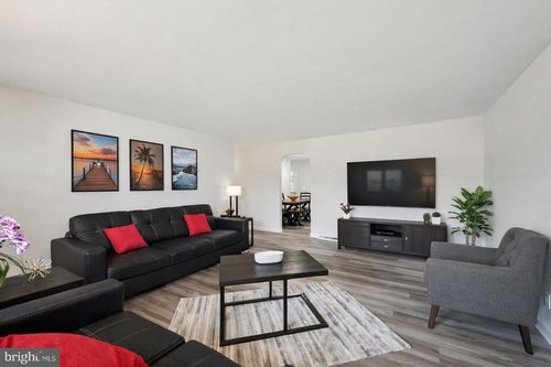 11936 Comanche Dr, SMITHSBURG, MD, 21783-2029 | Card Image