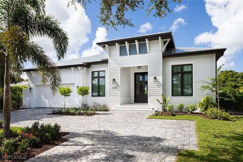 1257 11th Ct N, NAPLES, FL, 34102-5223 | Card Image