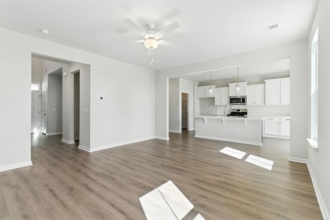 7026 New Horizons Lane, House other with 3 bedrooms, 3 bathrooms and null parking in Boiling Springs SC | Image 4