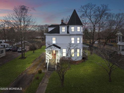 43 Main St, Englishtown, NJ, 07726-1526 | Card Image