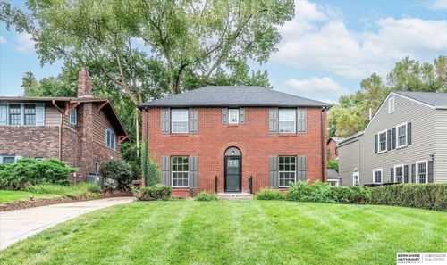 691 J E George Blvd, Omaha, NE, 68132-1963 | Card Image