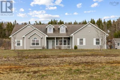 315 Highway 1, House other with 3 bedrooms, 3 bathrooms and null parking in Mount Uniacke NS | Image 1