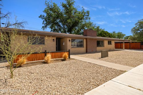 240 Townsend Ter, Las Cruces, NM, 88005-1440 | Card Image
