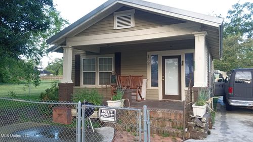 169 Dorries St, Biloxi, MS, 39530-4068 | Card Image