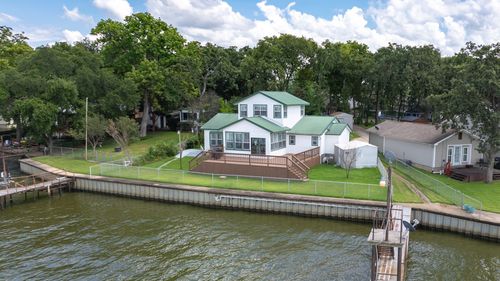 124 Jeffrey Cir, Gun Barrel City, TX, 75156-3610 | Card Image
