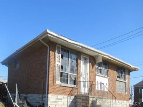 4441 Margaretta Ave, Saint Louis, MO, 63115-2732 | Card Image