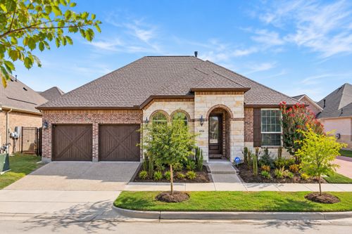 4709 Kings Garden Pkwy, Arlington, TX, 76005-1506 | Card Image