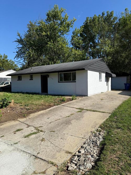 1656 Vilardo Ln, Columbus, OH, 43227-3630 | Card Image