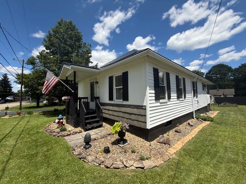 126 Highway Barn Rd, Punxsutawney, PA, 15767-8253 | Card Image