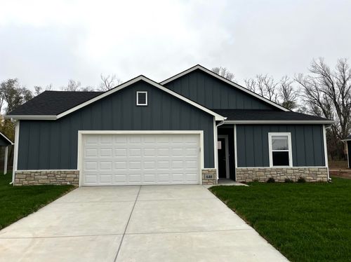 620 Santa Fe Ave, El Dorado, KS, 67042 | Card Image