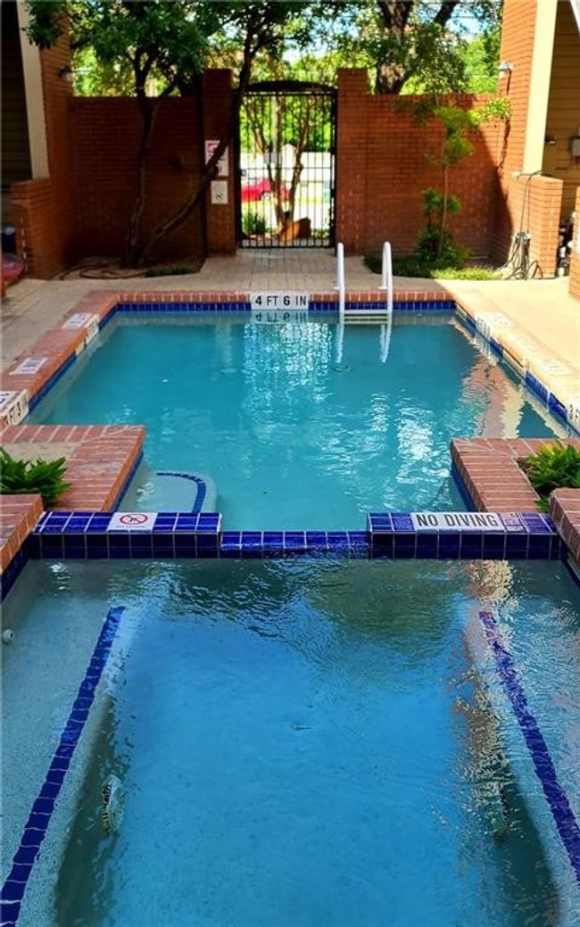 APT-103 - 106 E 30 Th St, Condo with 2 bedrooms, 2 bathrooms and 2 parking in Austin TX | Image 23