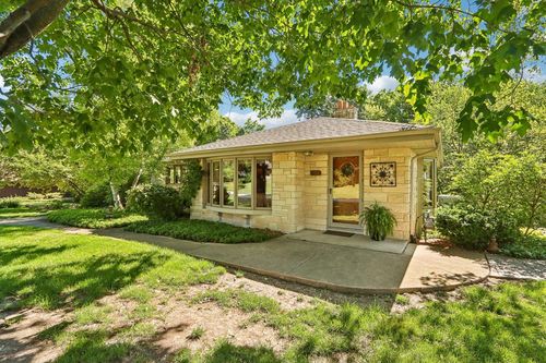 780 Michael Drive, Brookfield, WI, 53045 | Card Image