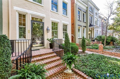 2305 Floyd Ave, Richmond, VA, 23220-4407 | Card Image