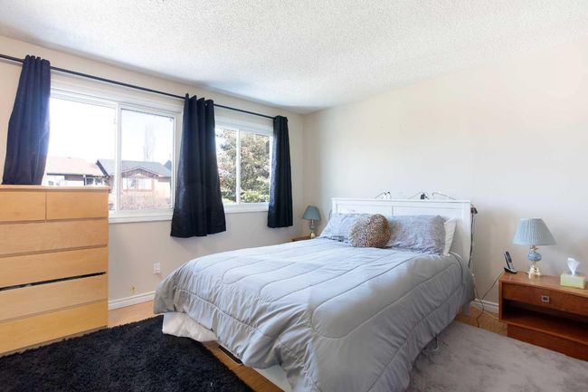 647 Whiteridge Way Ne, Home with 5 bedrooms, 2 bathrooms and 2 parking in Calgary AB | Image 12