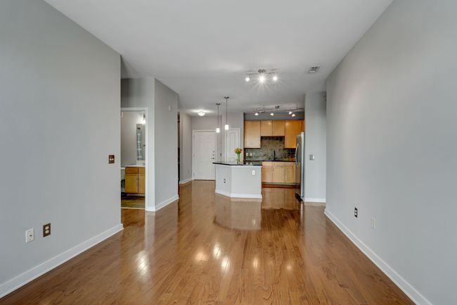 APT-243 - 3000 Vanderbilt Pl, Condo with 2 bedrooms, 2 bathrooms and 2 parking in Nashville TN | Image 5