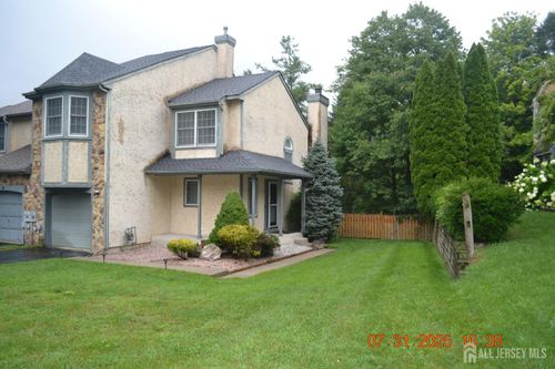 26 Dorchester Dr, East Brunswick, NJ, 08816-5204 | Card Image