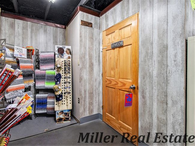 5326 Lacey Rd, Home with 0 bedrooms, 1 bathrooms and 9 parking in Dowling MI | Image 11