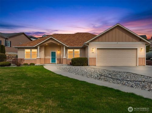 48 Luther Ct, Malaga, WA, 98828-8402 | Card Image