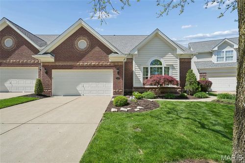 445 Shetland Valley Ct, Chesterfield, MO, 63005-4842 | Card Image