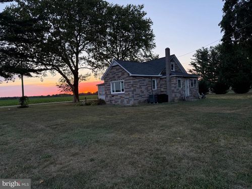 504 Sunset Blvd, RIDGELY, MD, 21660-1267 | Card Image
