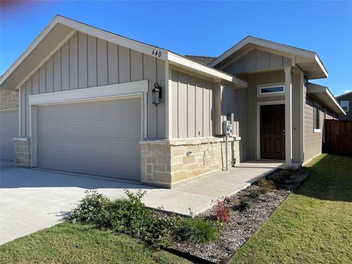 640 Blackland Dr, Venus, TX, 76084-2170 | Card Image