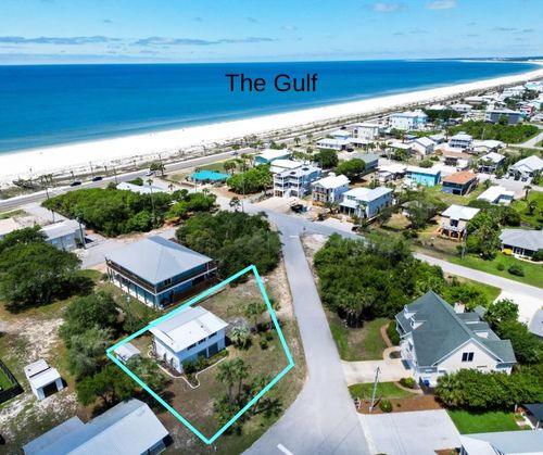63 Oak Ave, Mexico Beach, FL, 32456 | Card Image