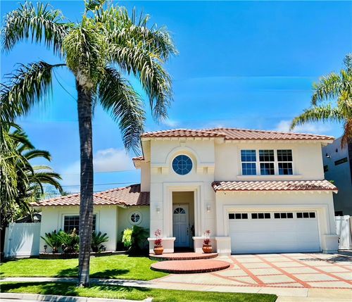 9112 Playa Dr, Huntington Beach, CA, 92646-8317 | Card Image