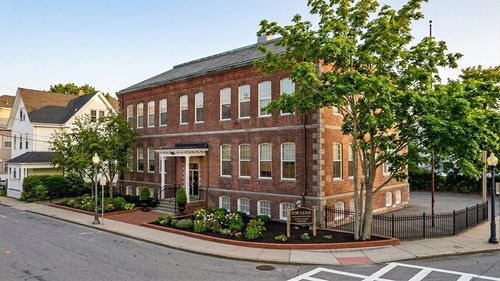 45 School St, Taunton, MA, 02780-3222 | Card Image