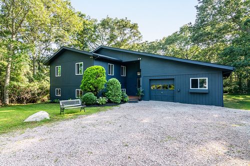 50 Indian Trl, Charlestown, RI, 02813-3131 | Card Image