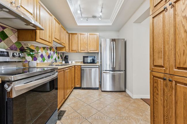 67 Gentle Gate Crescent, House attached with 3 bedrooms, 3 bathrooms and 2 parking in Hunt Club - South Keys and Area ON | Image 11