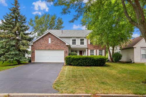 84 N Brittany Ln, Hainesville, IL, 60030-1092 | Card Image