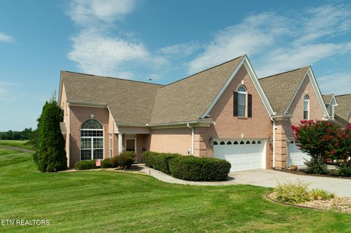 1109 Creekside Village Way, Seymour, TN, 37865-5258 | Card Image