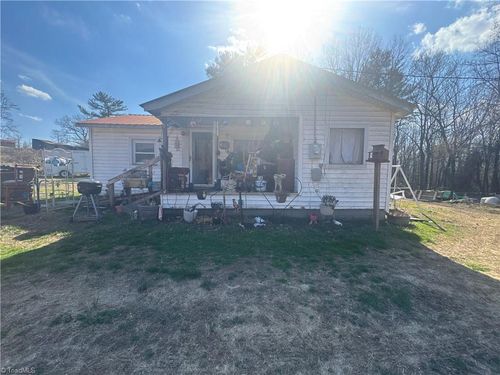 112 Hardwick Ln, Lowgap, NC, 27024-7172 | Card Image