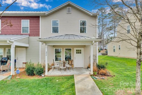 372 E Mills Avenue, Mooresville, NC, 28115 | Card Image